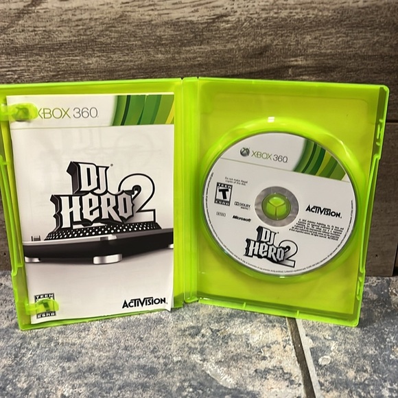 5 for $40 - DJ Hero 2 for Xbox 360 - Picture 2 of 4